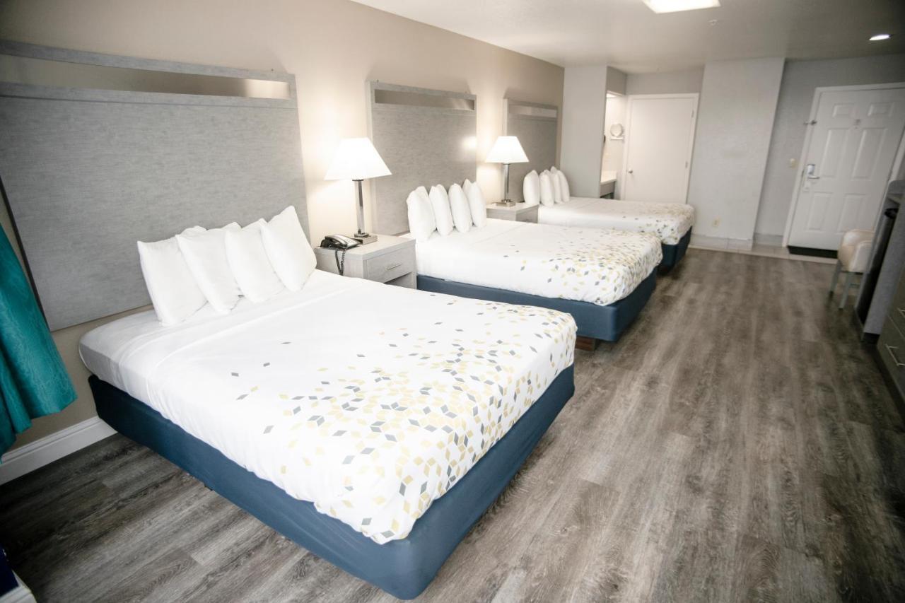 Anchor Beach Inn Кресент-Сити Экстерьер фото